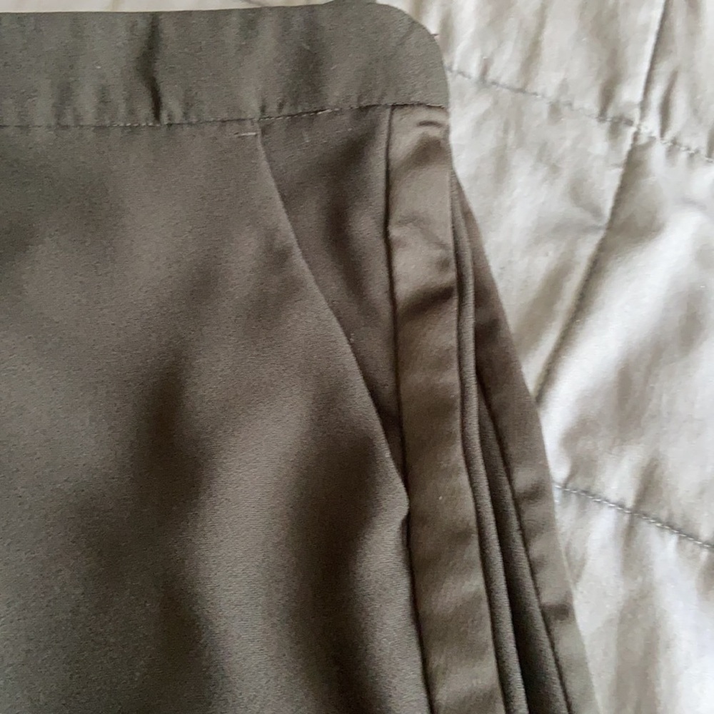 Pants - Picture 2 of 6